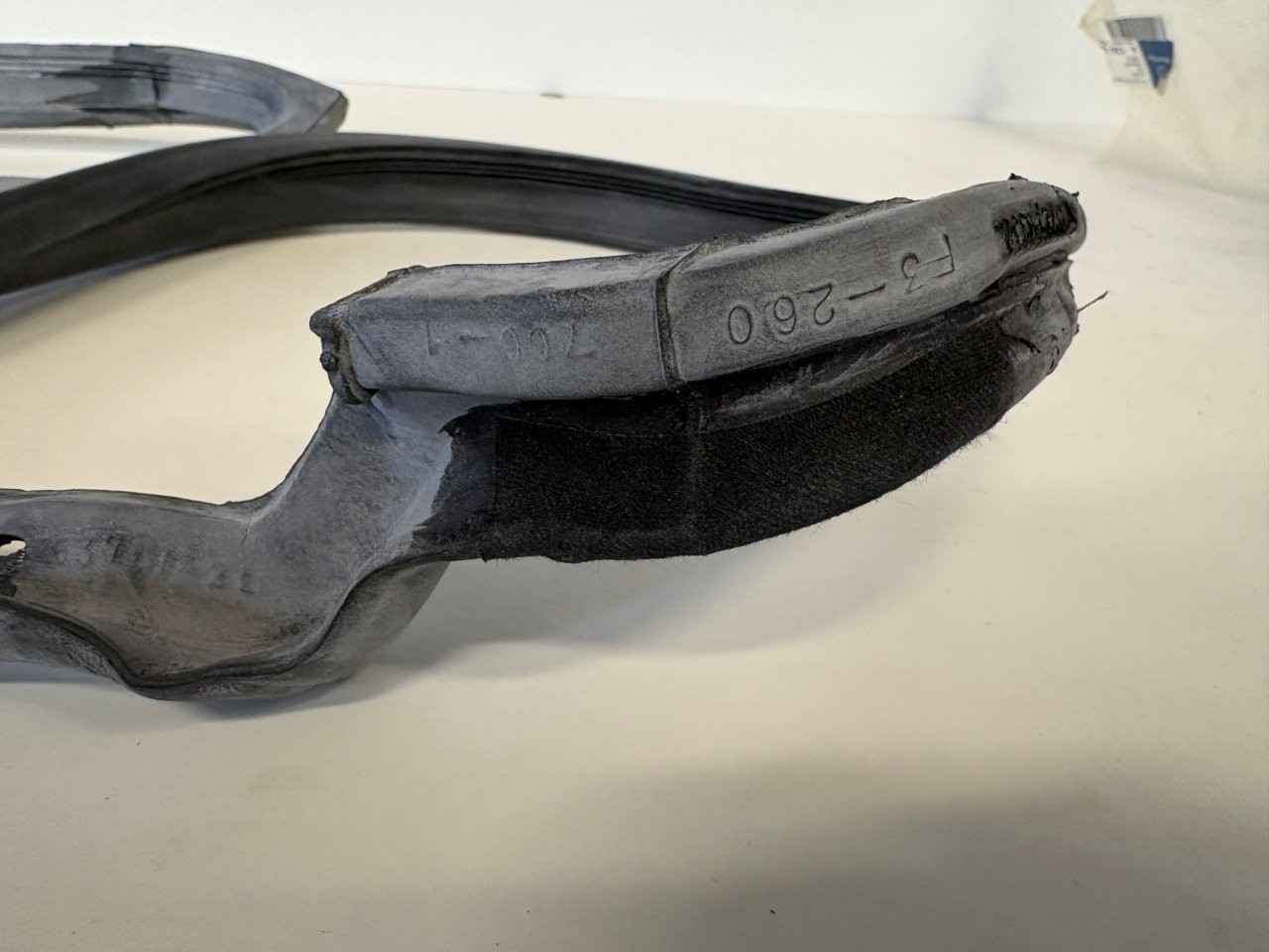 deurrubber Mercedes-Benz W123