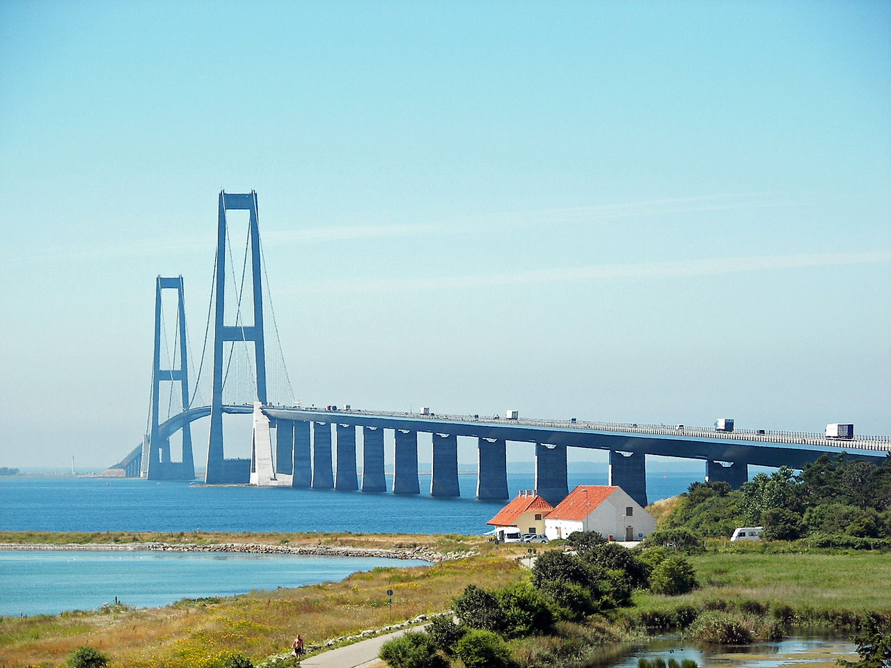 1280px-Storebæltsbroen_from_Sjælland