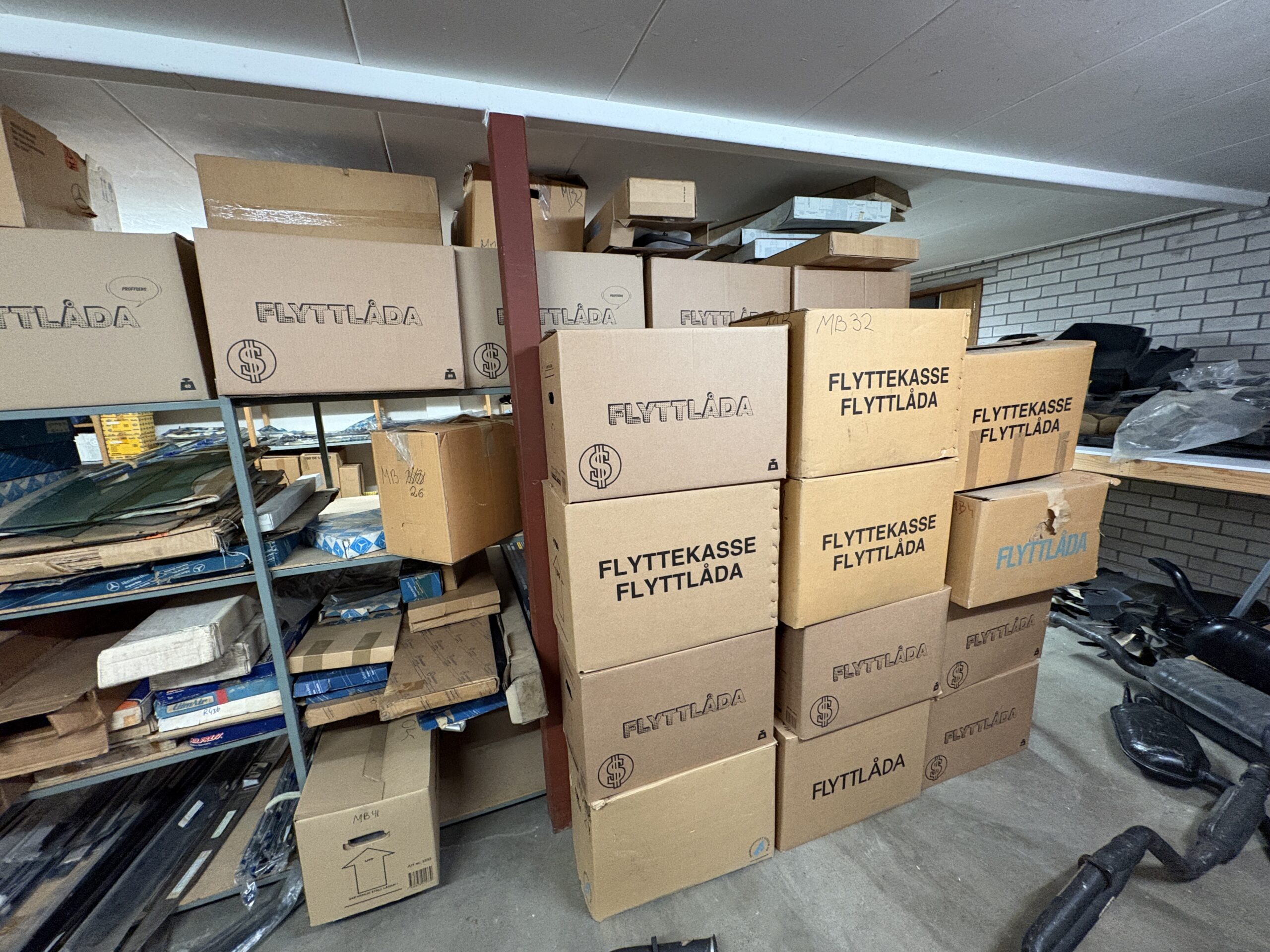 New Old Stock Mercedes-Benz parts